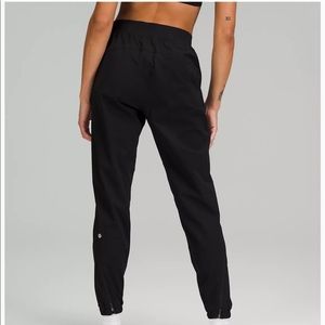 LULULEMON NWT in Bag FREE SHIPPING Adapted State High-Rise Jogger Full Length
